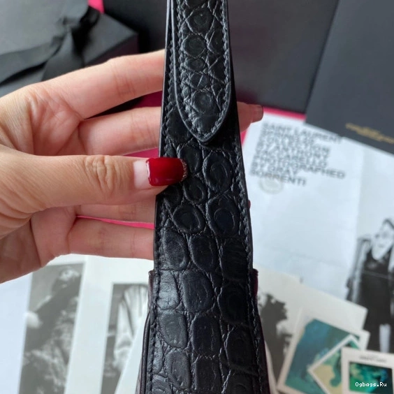 YSL À 5 LE 7 HOBO BAG 0824